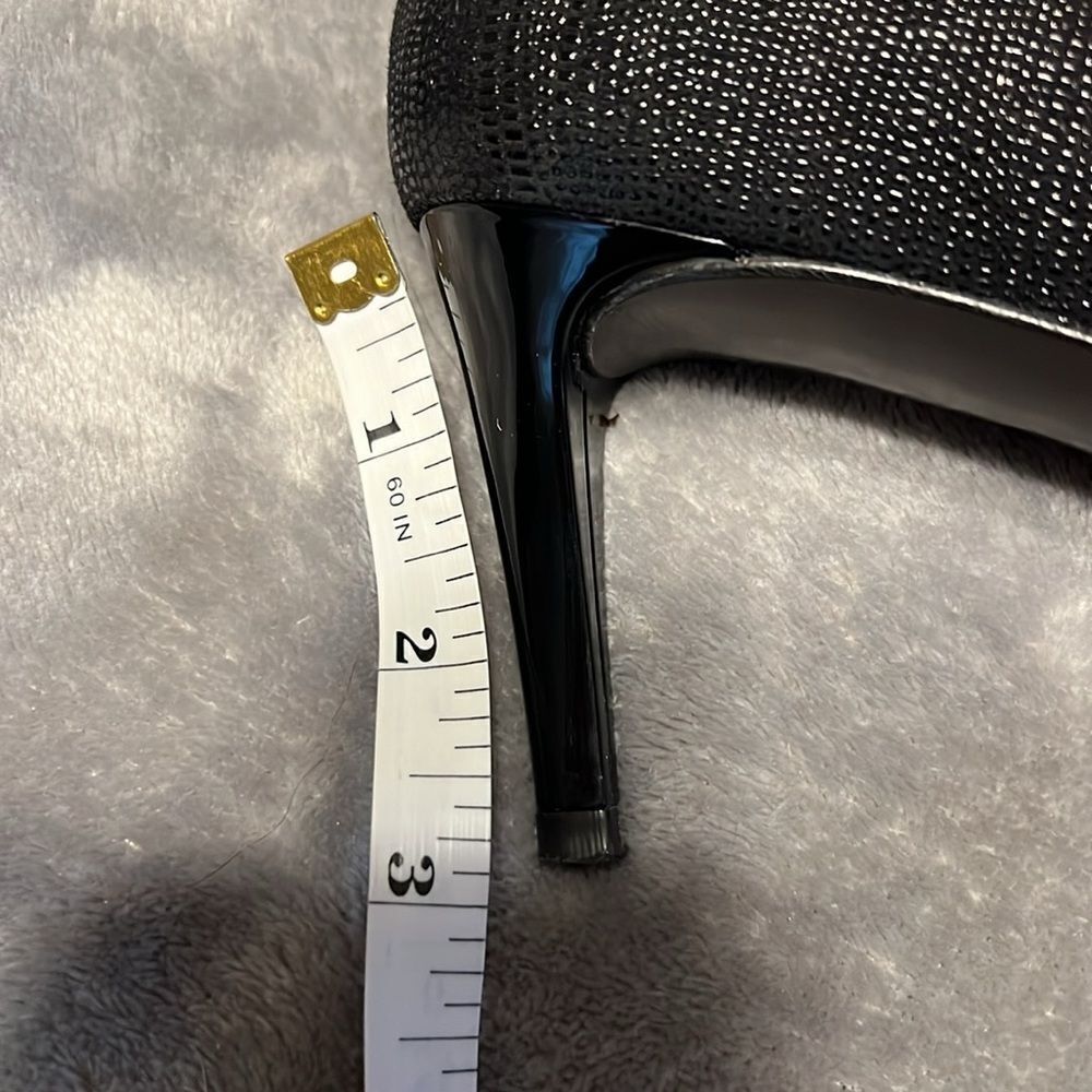 Stuart Weiztman Black Snakeskin Heels - image 7